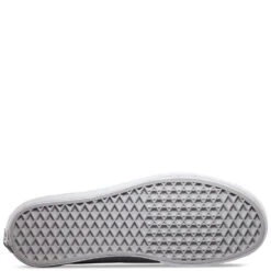 Vans Old Skool In True White -Birkenstock Store 2 3 2327 vans old white 4 1100x